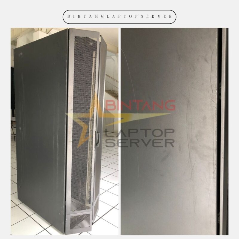 bagian samping rack server dua pintu 42U