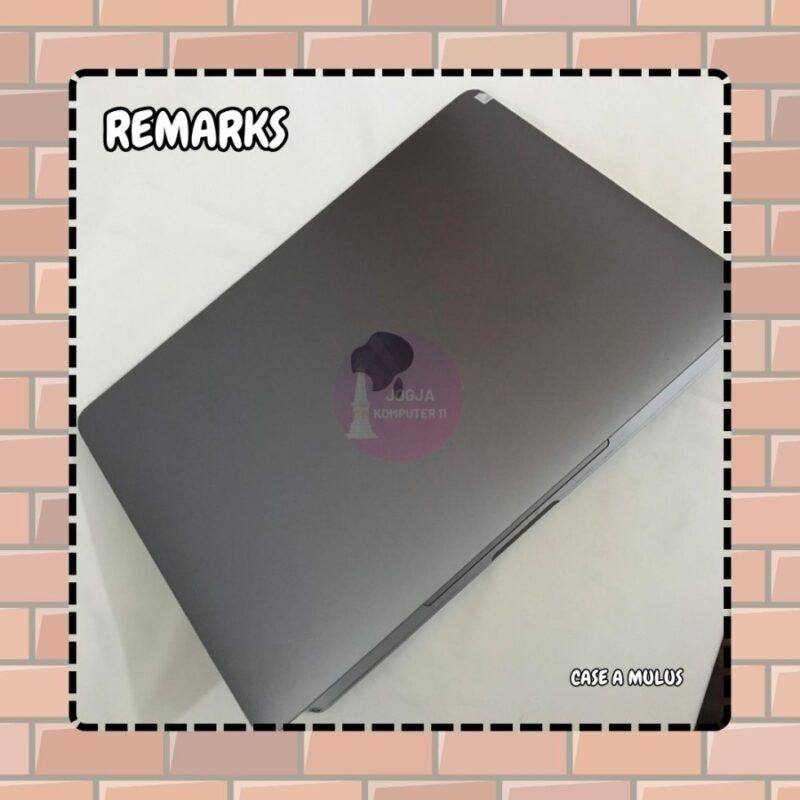 Kondisi depan Macbook Pro 13 inch 2018 Second