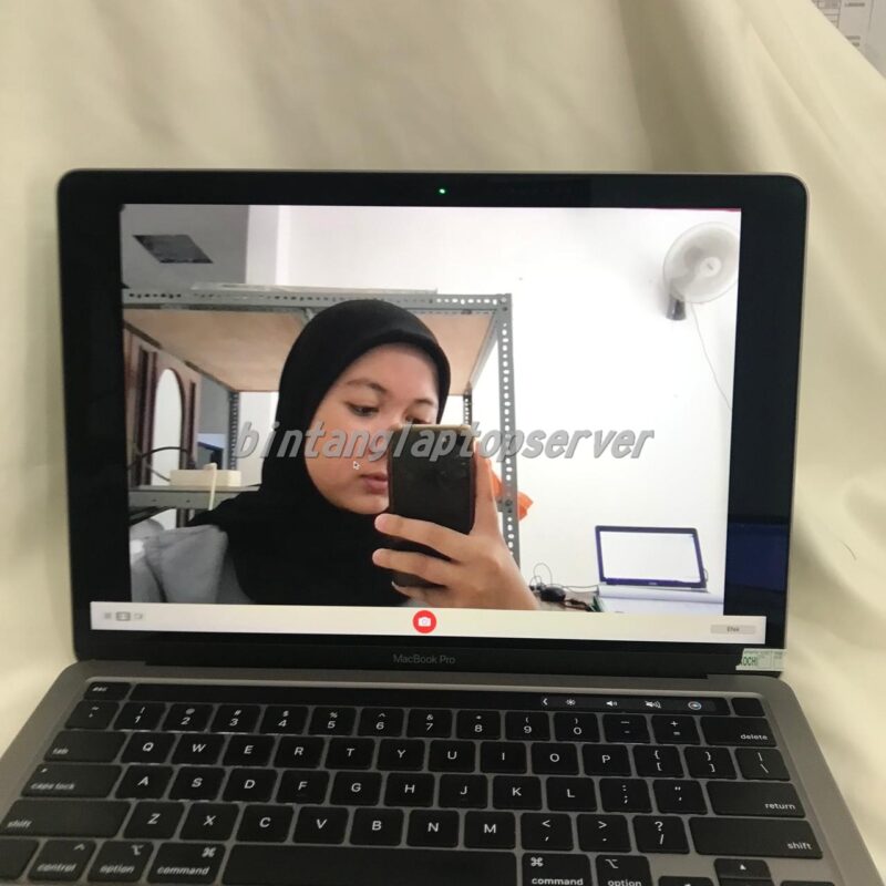 Test Kamera Macbook Pro 2020