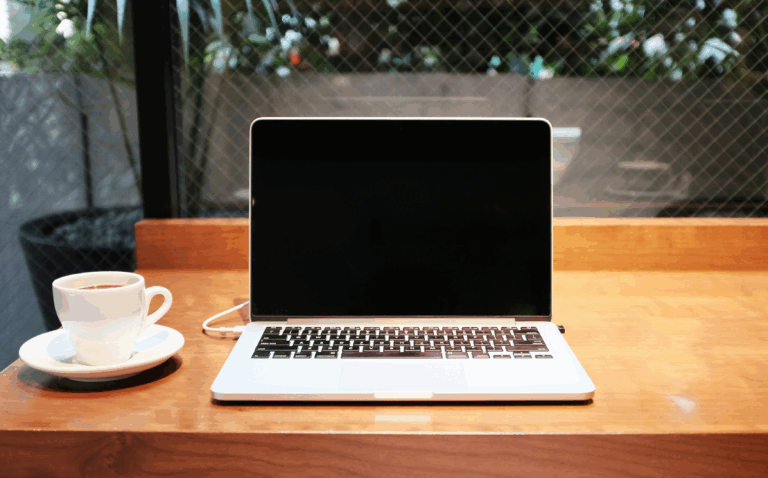perbedaan laptop ssd dan hdd