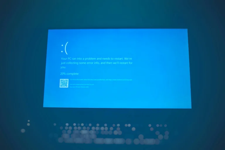 laptop blue screen