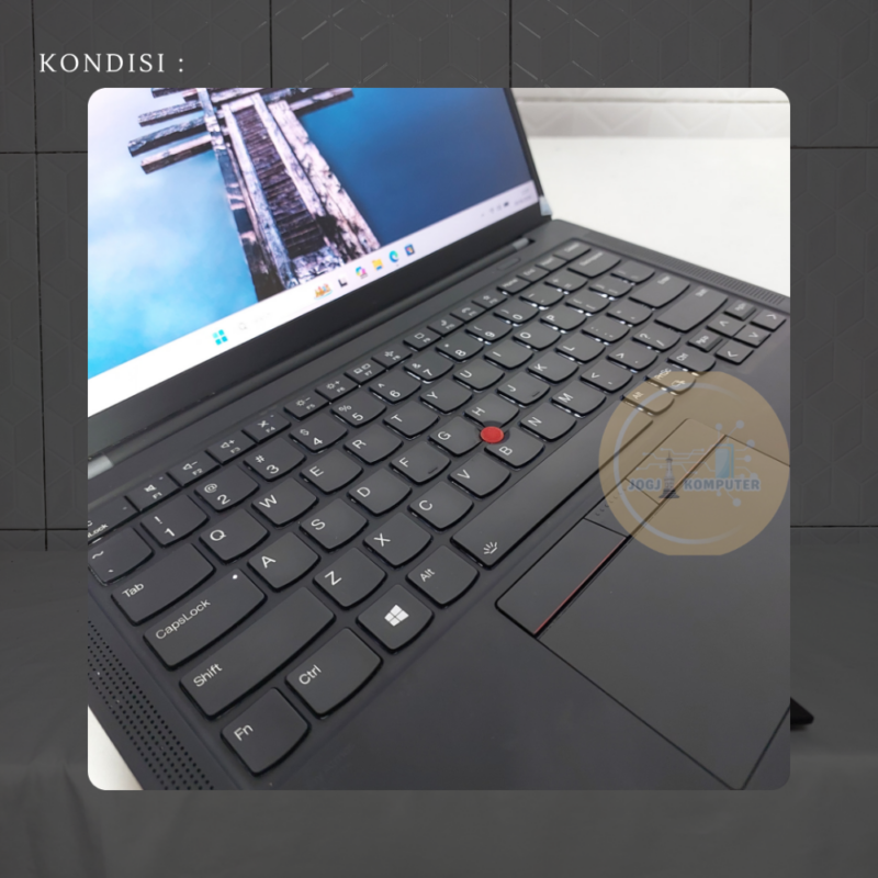 Laptop Lenovo Thinkpad X1 Carbon Gen 9 RAM 16GB/512GB